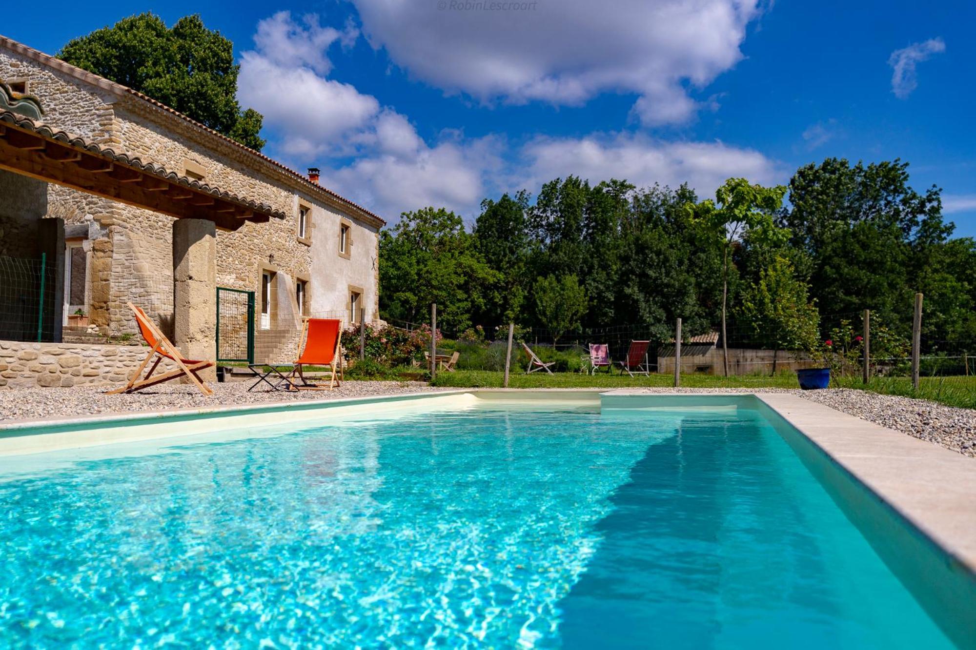 Le Petit Riousset, Gite A La Campagne, Piscine Bed & Breakfast Montvendre Exterior photo